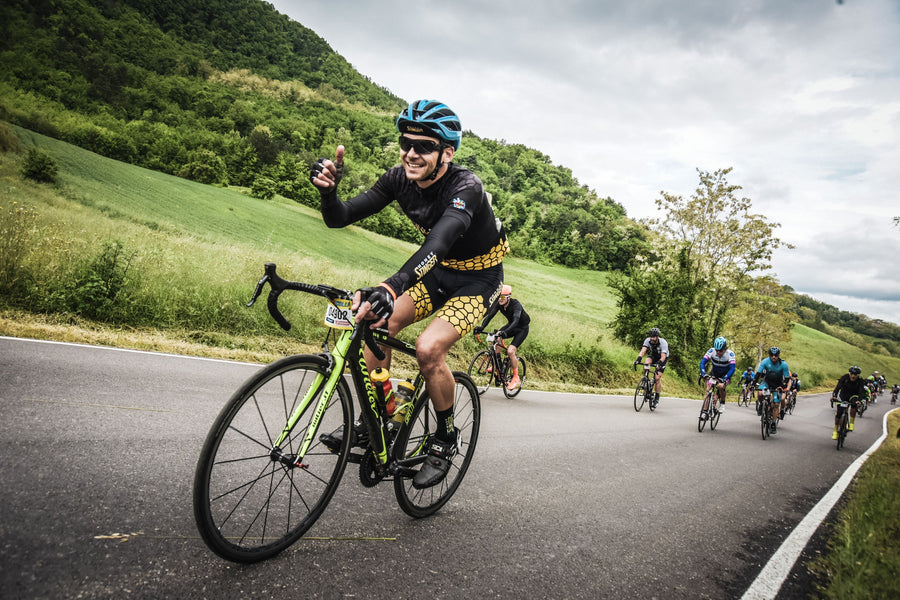 Atleta usando Honey Stinger